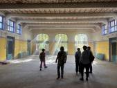 Lors de la visite du chantier de l'école maternelle Alice-Ball, vendredi 24 juillet 2026.